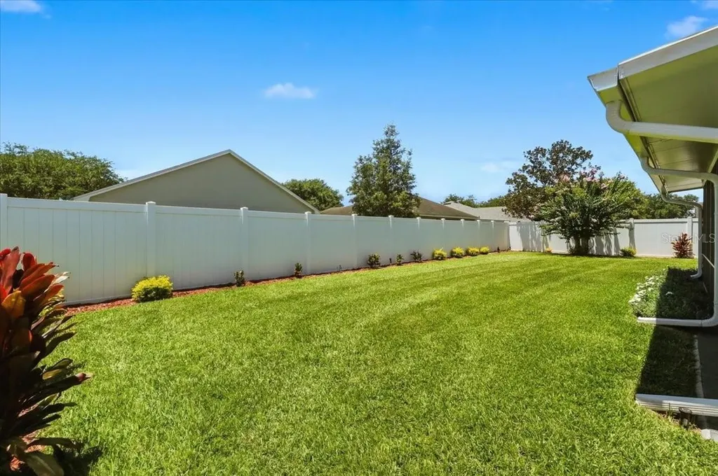 3221 Oak Tree Lane Winter Haven FL 33884