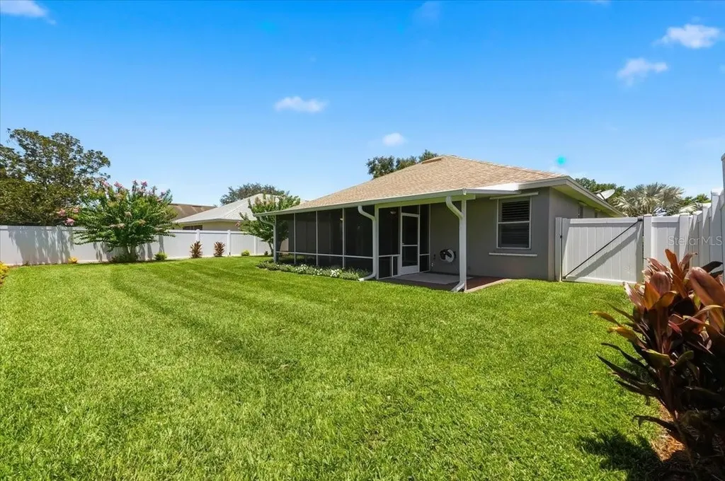 3221 Oak Tree Lane Winter Haven FL 33884