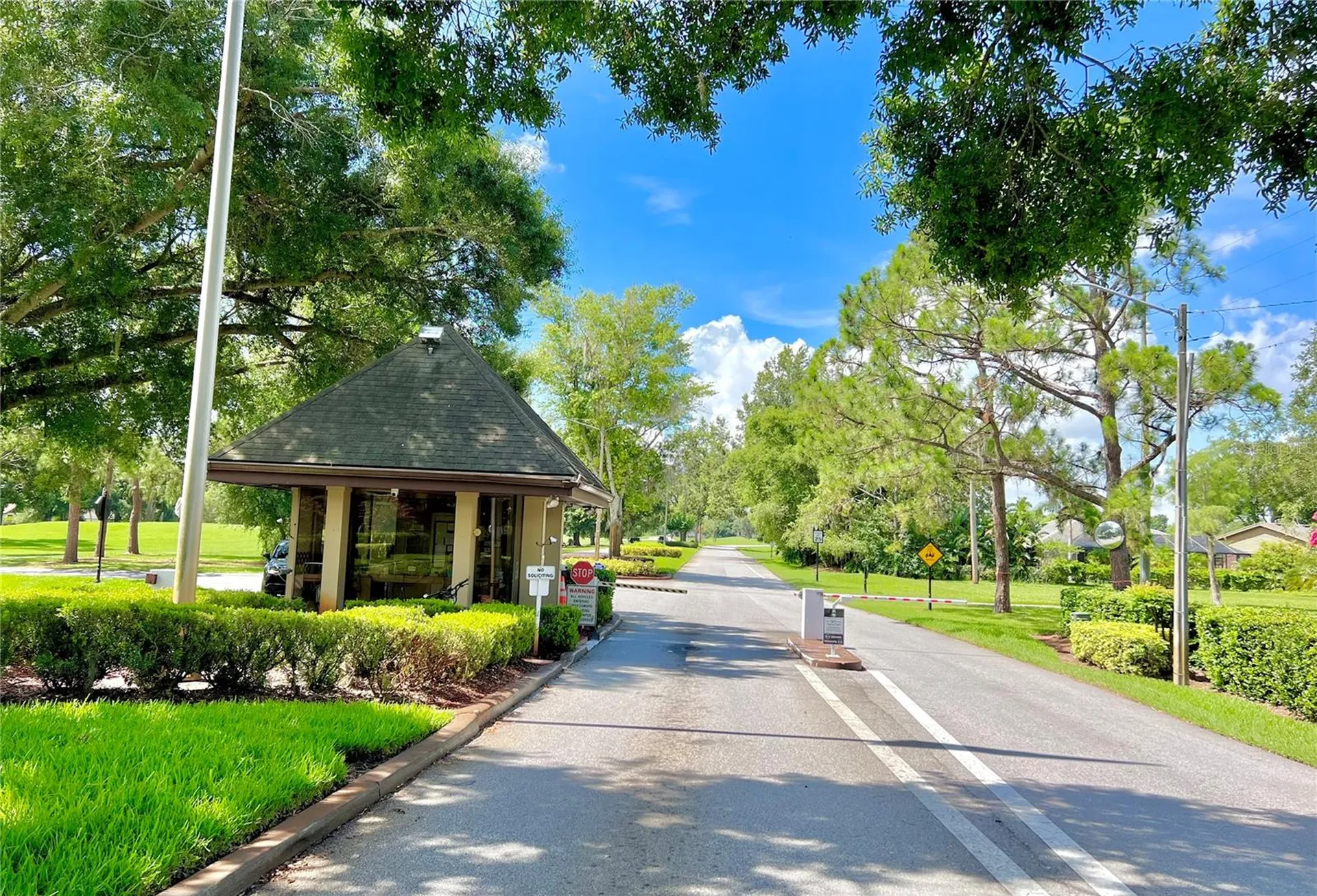 3221 Oak Tree Lane Winter Haven FL 33884