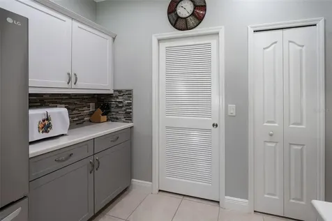 16364 SW 14th Court Ocala FL 34473
