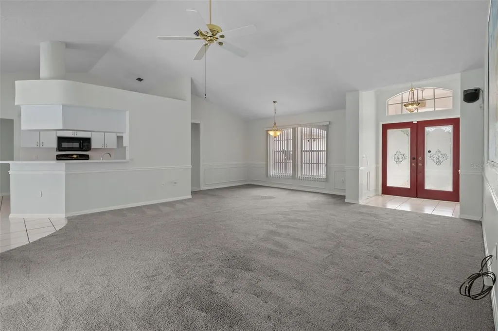 7401 Blackbird Avenue Weeki Wachee FL 34613