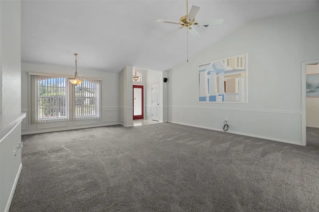 7401 Blackbird Avenue Weeki Wachee FL 34613