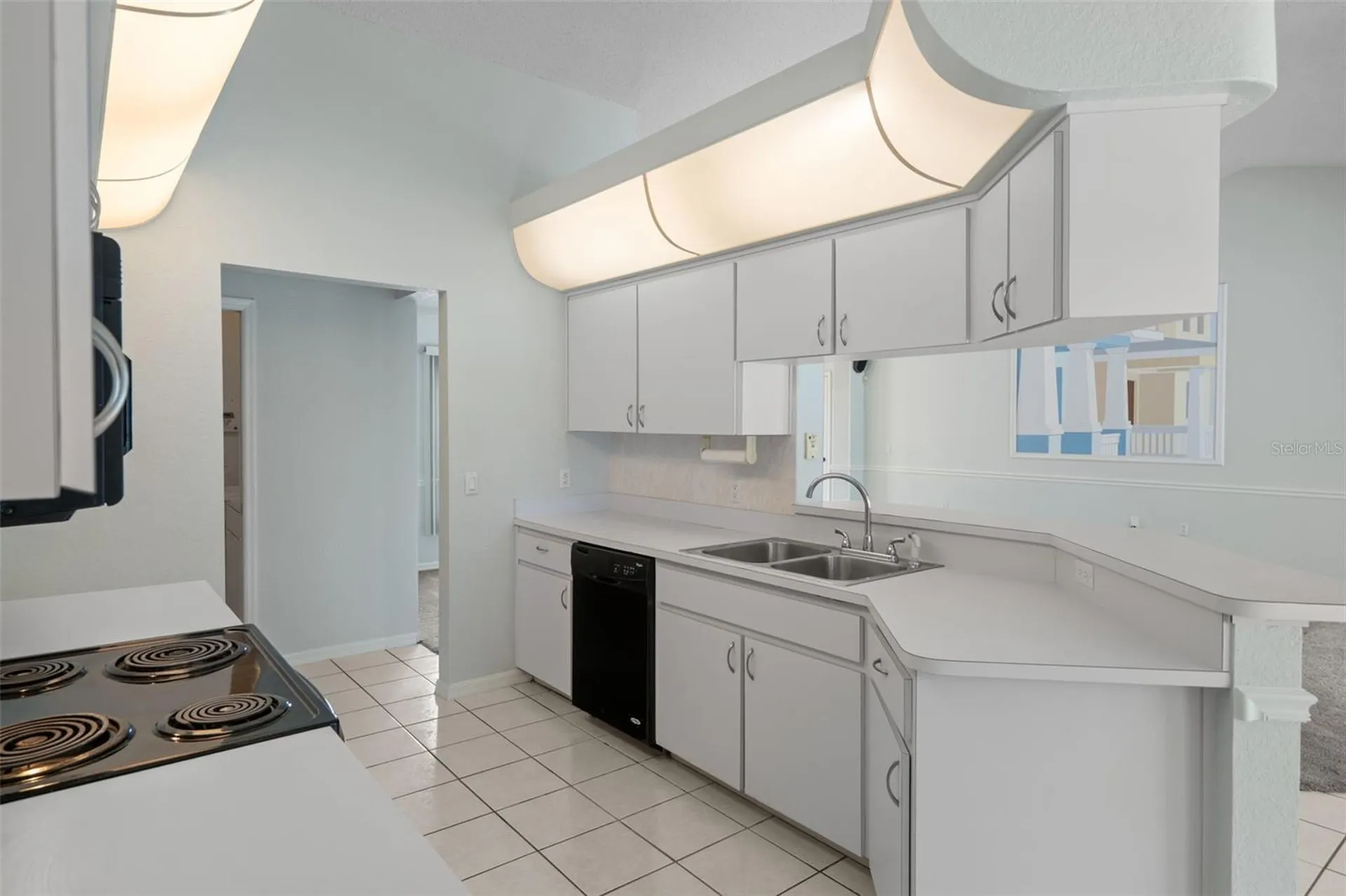 7401 Blackbird Avenue Weeki Wachee FL 34613