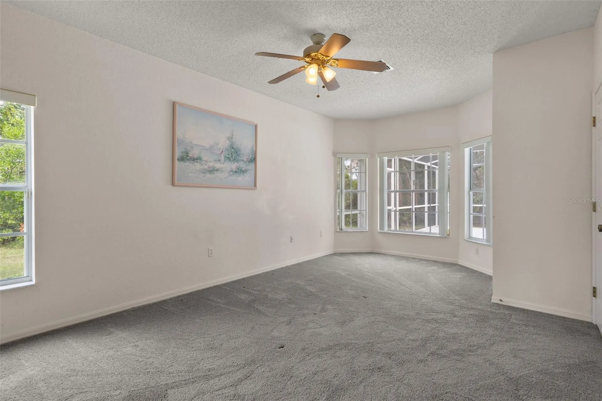 7401 Blackbird Avenue Weeki Wachee FL 34613