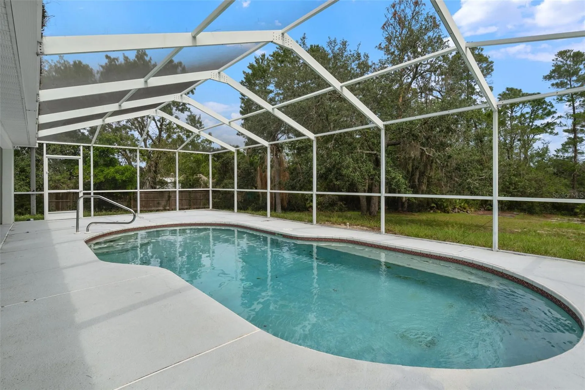 7401 Blackbird Avenue Weeki Wachee FL 34613
