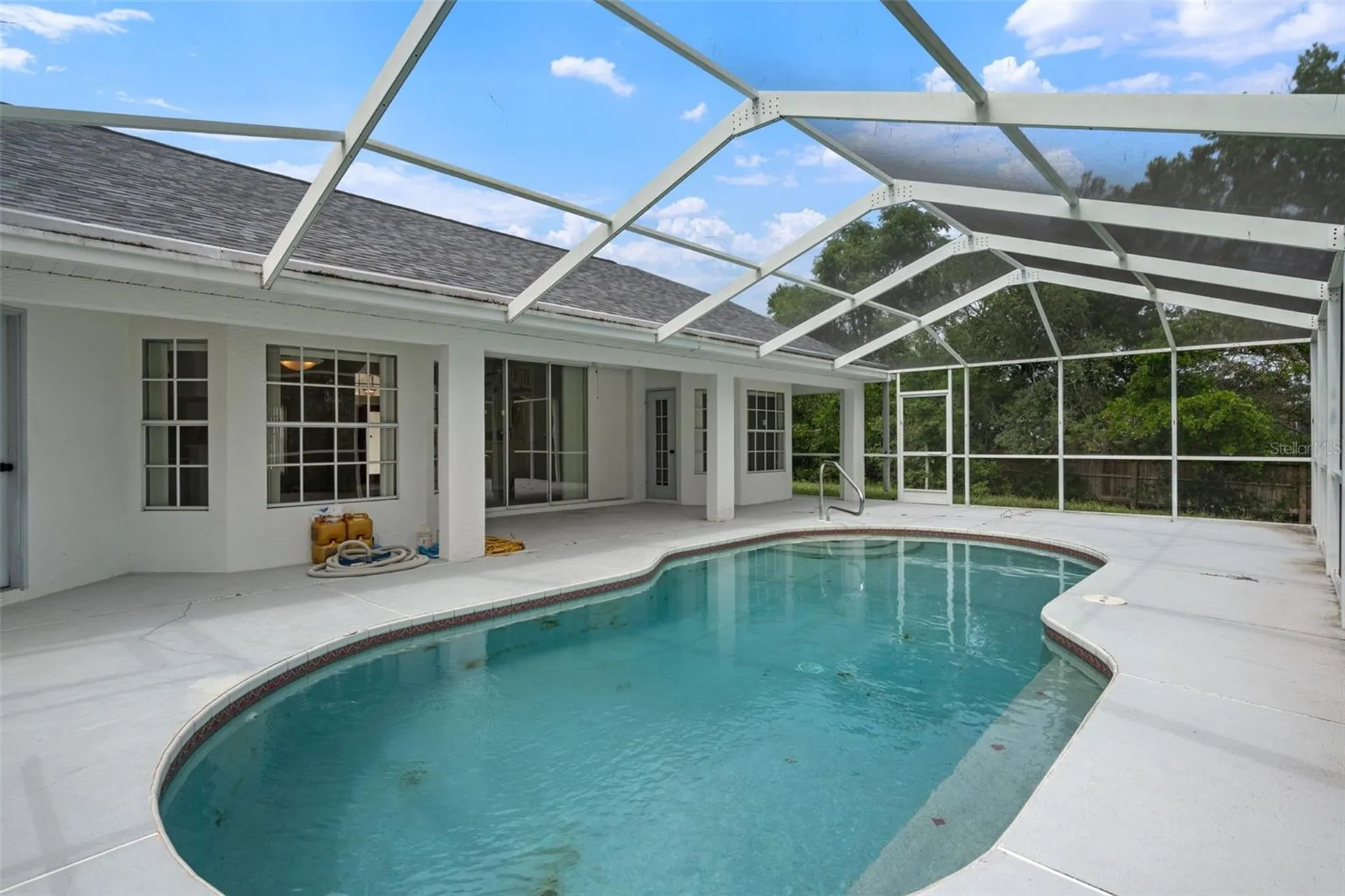 7401 Blackbird Avenue Weeki Wachee FL 34613