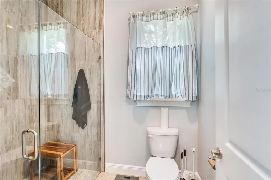 728 Lake Diamond Avenue Ocala FL 34472
