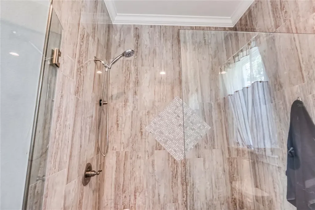 728 Lake Diamond Avenue Ocala FL 34472
