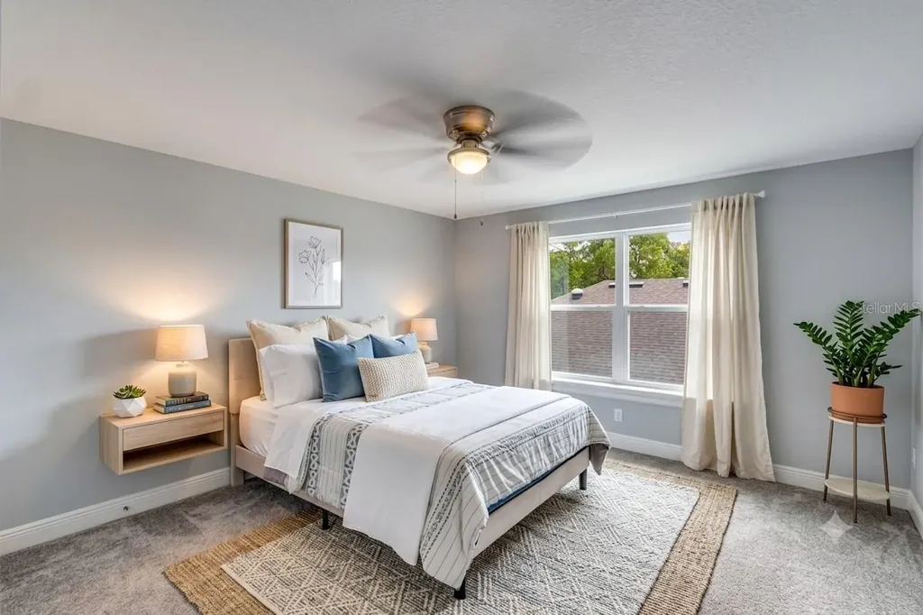 728 Lake Diamond Avenue Ocala FL 34472
