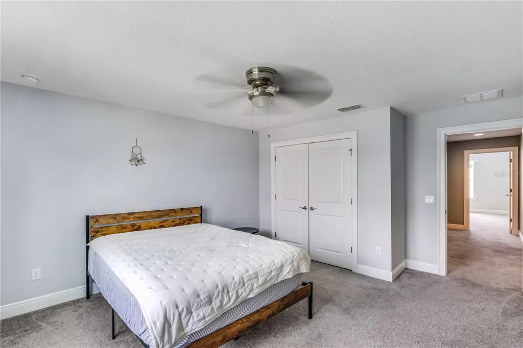 728 Lake Diamond Avenue Ocala FL 34472