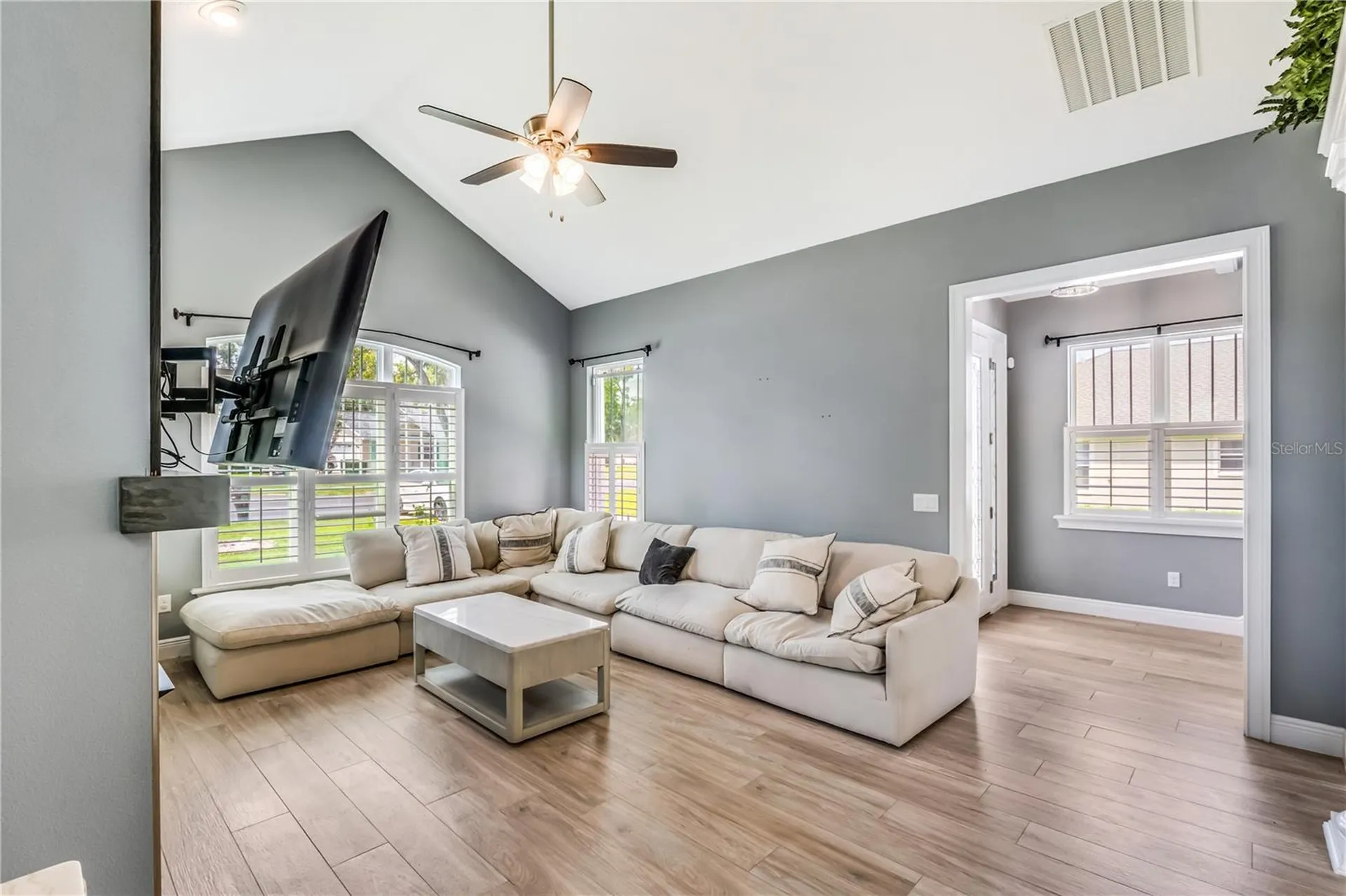 728 Lake Diamond Avenue Ocala FL 34472