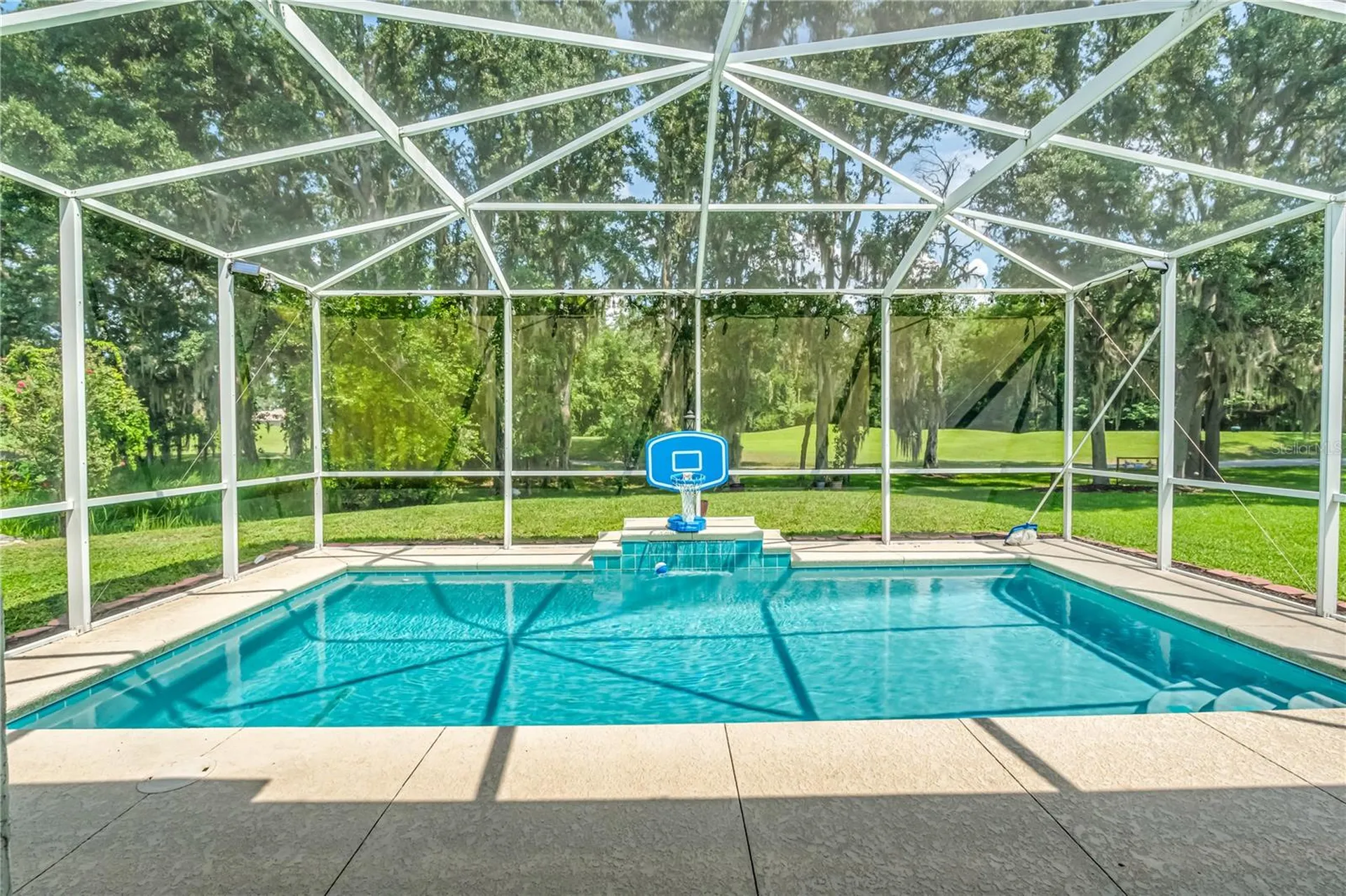 728 Lake Diamond Avenue Ocala FL 34472