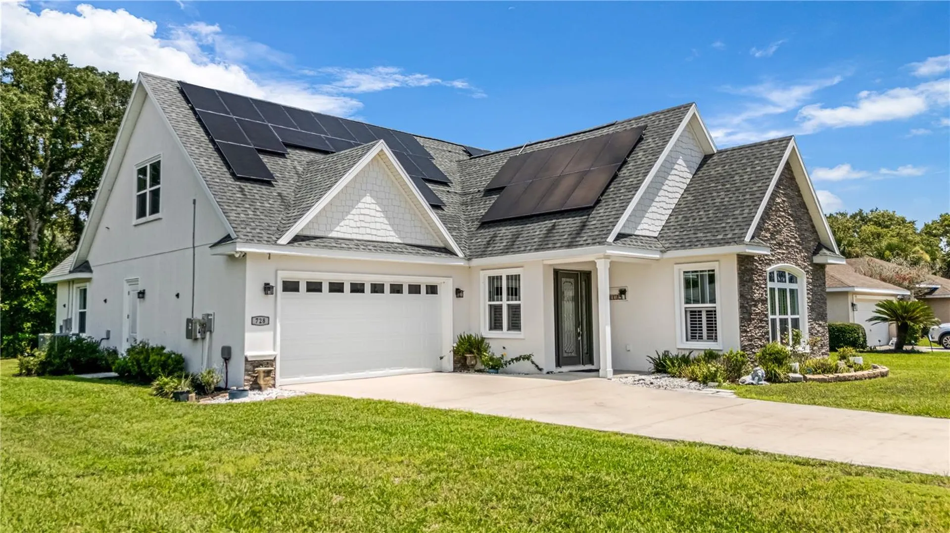 728 Lake Diamond Avenue Ocala FL 34472