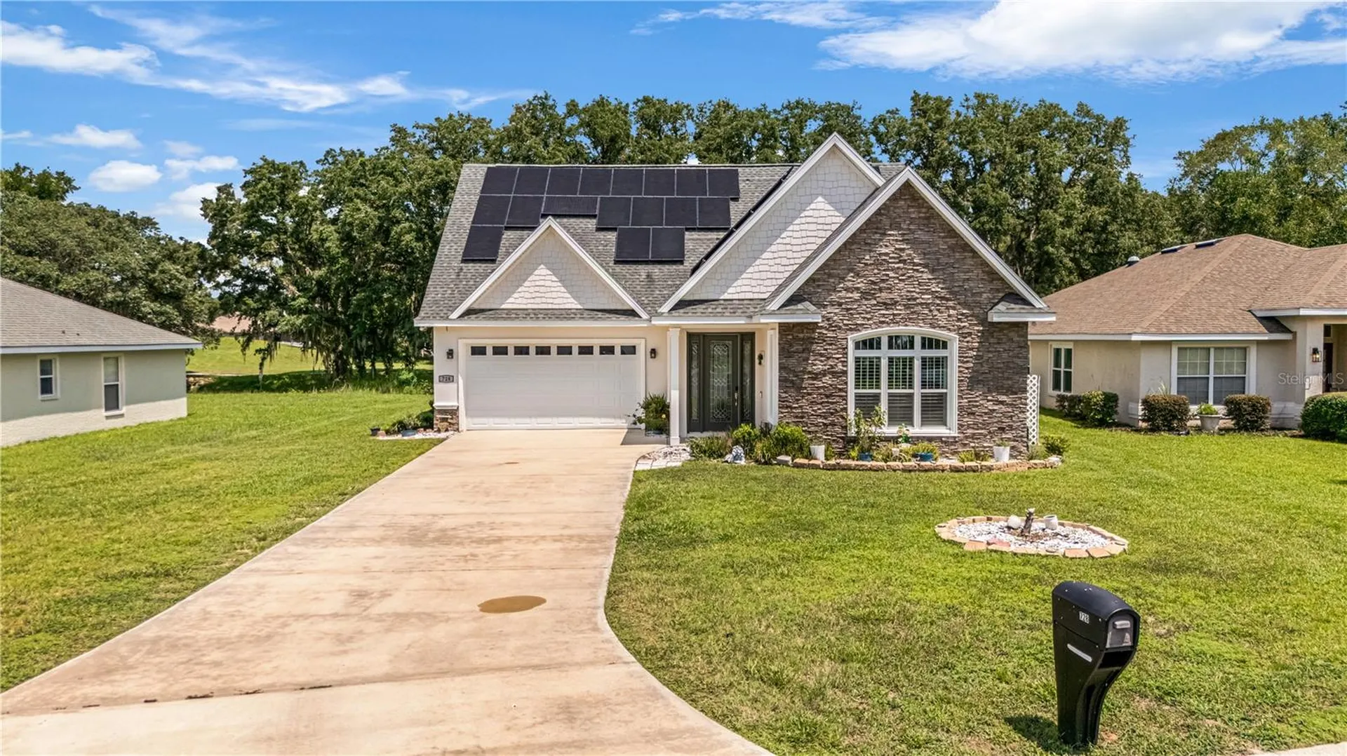 728 Lake Diamond Avenue Ocala FL 34472