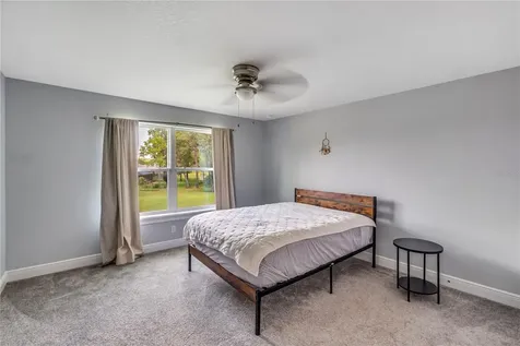 728 Lake Diamond Avenue Ocala FL 34472