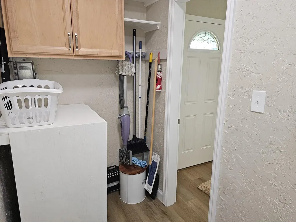 211 22nd Street NE Bradenton FL 34208