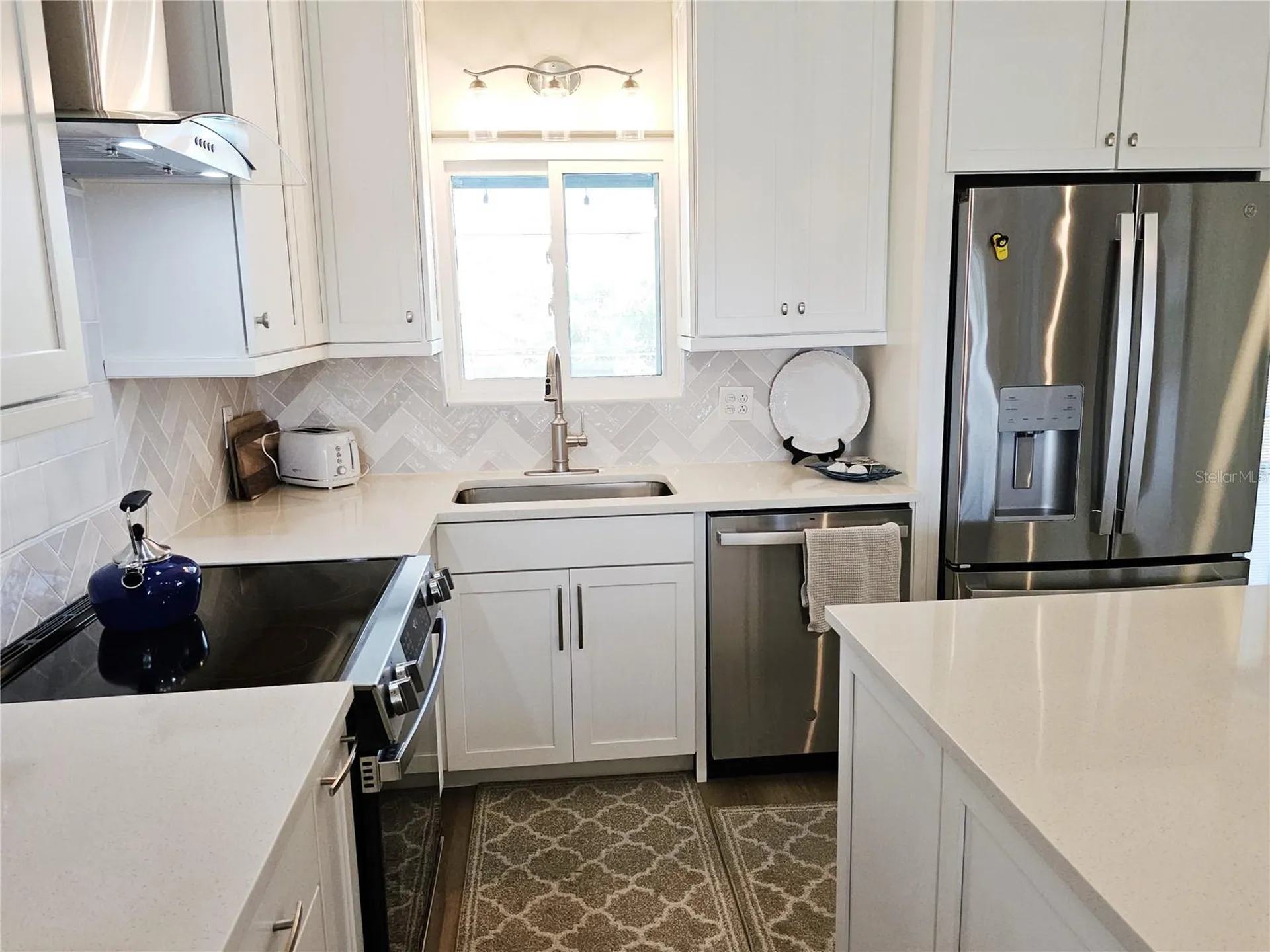 211 22nd Street NE Bradenton FL 34208