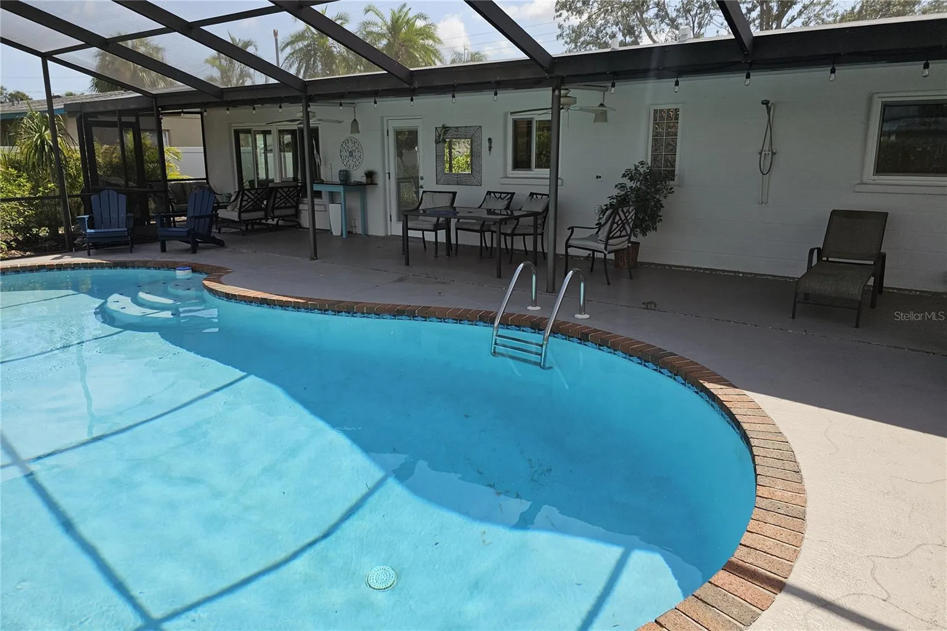 211 22nd Street NE Bradenton FL 34208