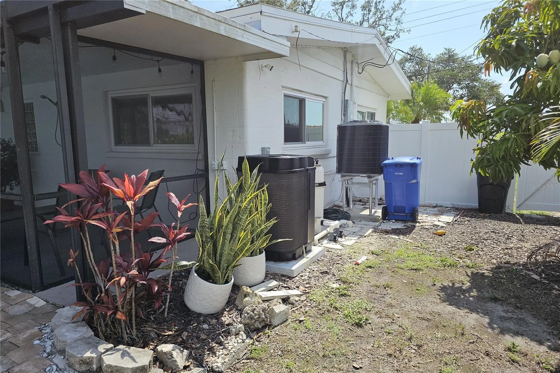211 22nd Street NE Bradenton FL 34208