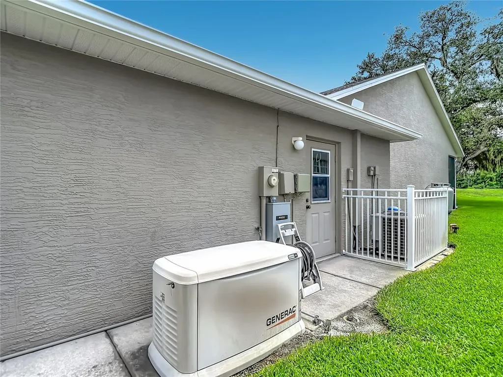 13540 Plantation Lake Circle Hudson FL 34669