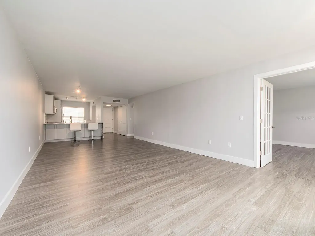 121 Island Way Clearwater Beach FL 33767