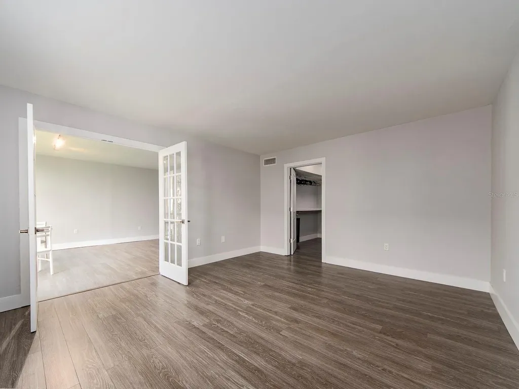 121 Island Way Clearwater Beach FL 33767