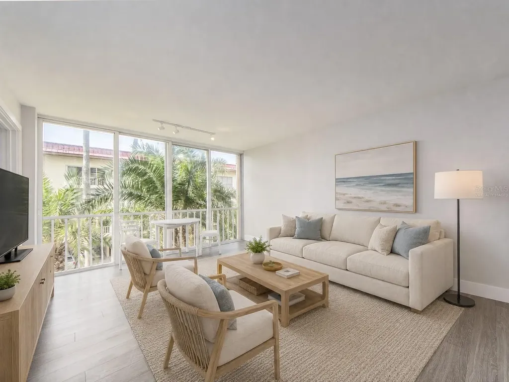 121 Island Way Clearwater Beach FL 33767