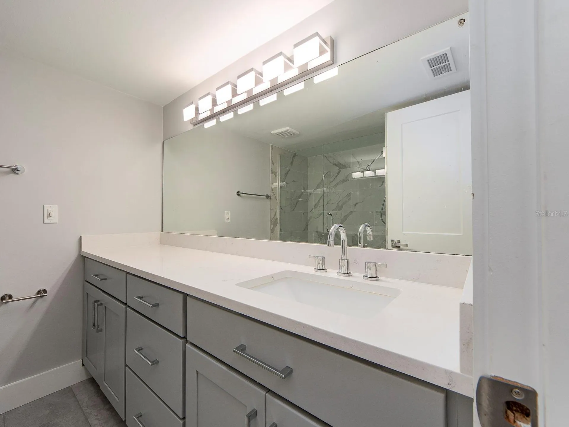 121 Island Way Clearwater Beach FL 33767