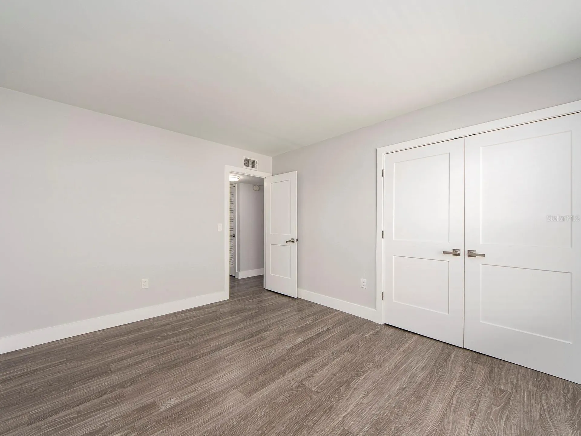 121 Island Way Clearwater Beach FL 33767