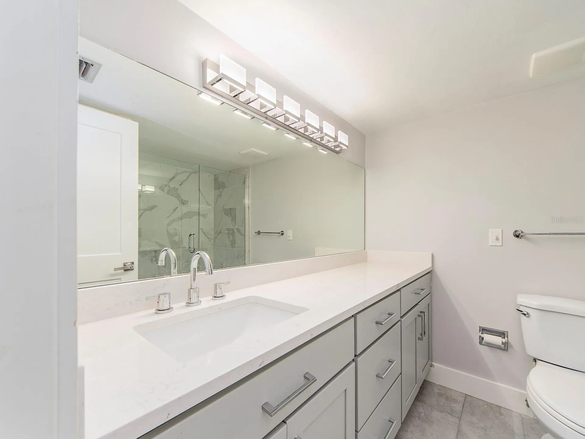 121 Island Way Clearwater Beach FL 33767