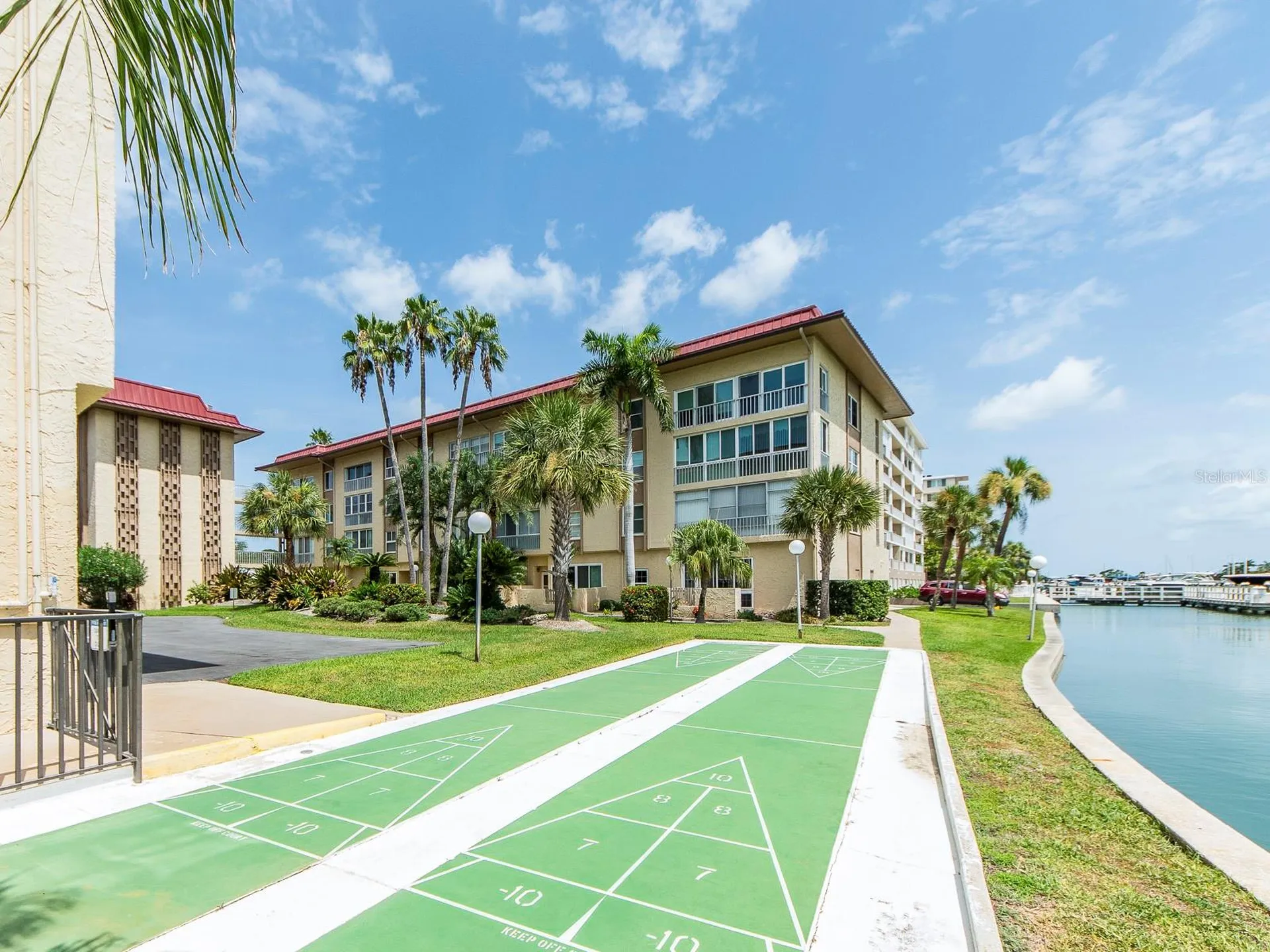 121 Island Way Clearwater Beach FL 33767