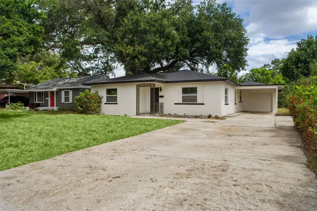 1421 26th Avenue S St Petersburg FL 33705