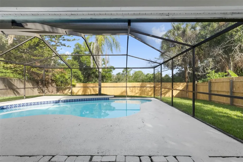 11651 Sunshine Pond Road Tampa FL 33635