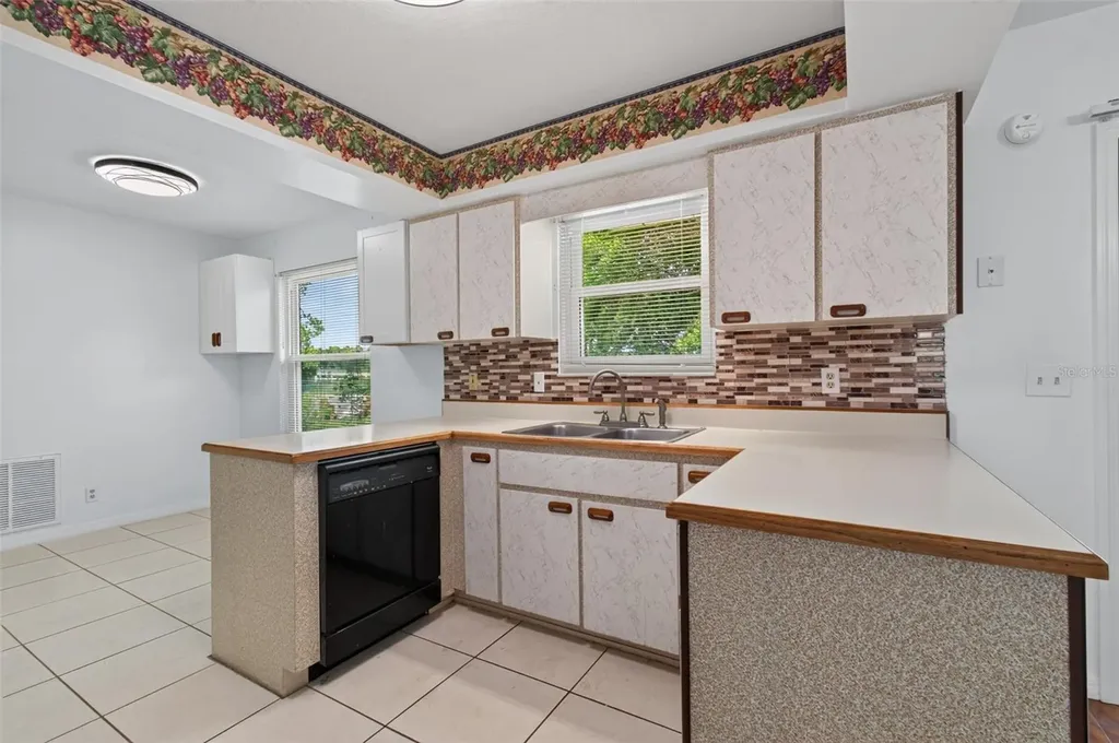 3341 NW 44th Court Ocala FL 34482