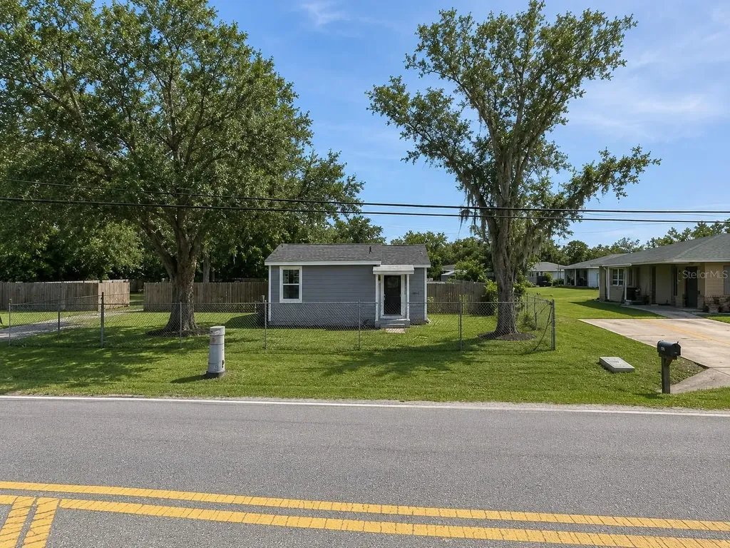 805 E Shell Point Road Ruskin FL 33570