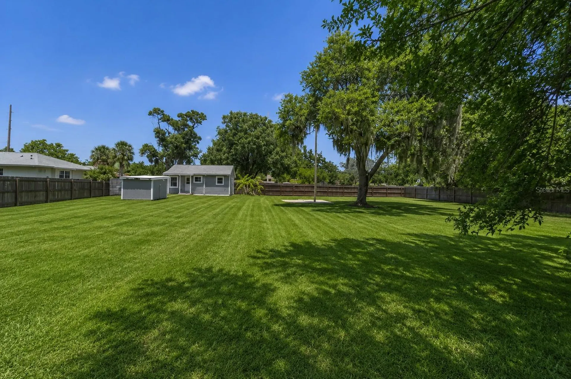 805 E Shell Point Road Ruskin FL 33570