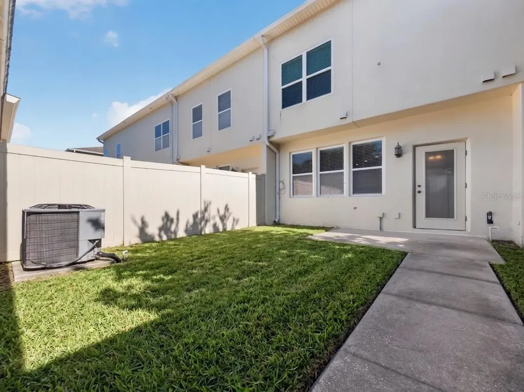 865 Belles Ferry Loop Sanford FL 32771