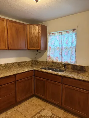 915 Winchester Street Daytona Beach FL 32114