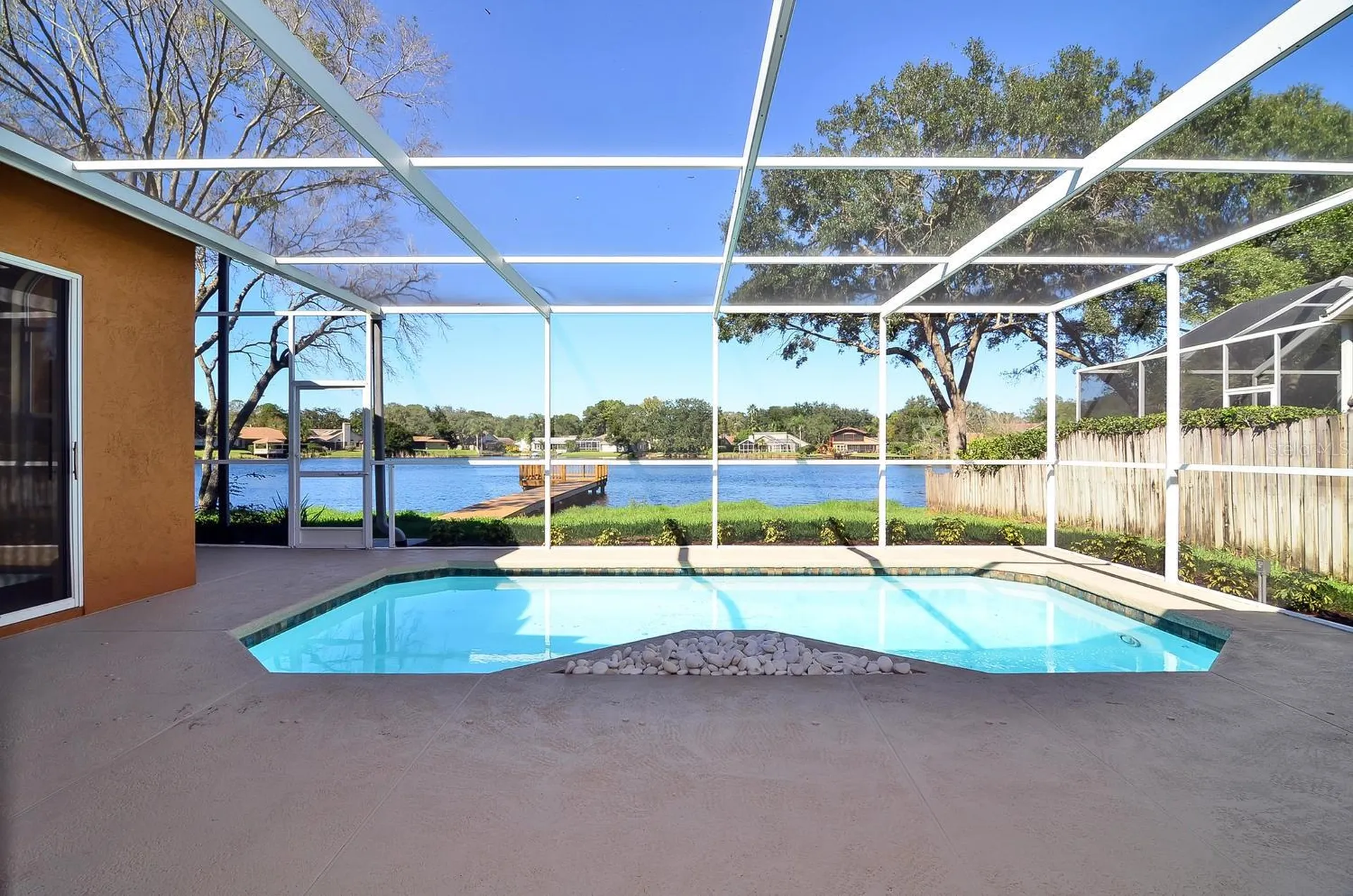 4305 Round Lake Court Tampa FL 33618