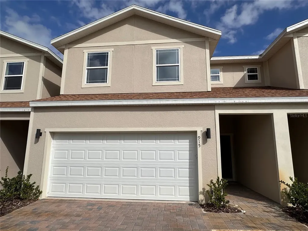 915 Lakefront Village Drive Clermont FL 34711