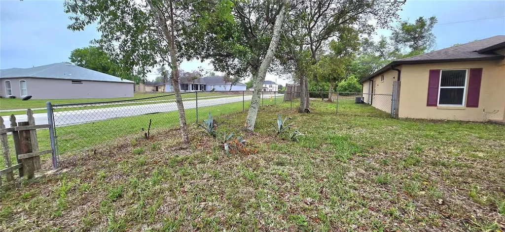 2729 Sweet Springs Street Deltona FL 32738