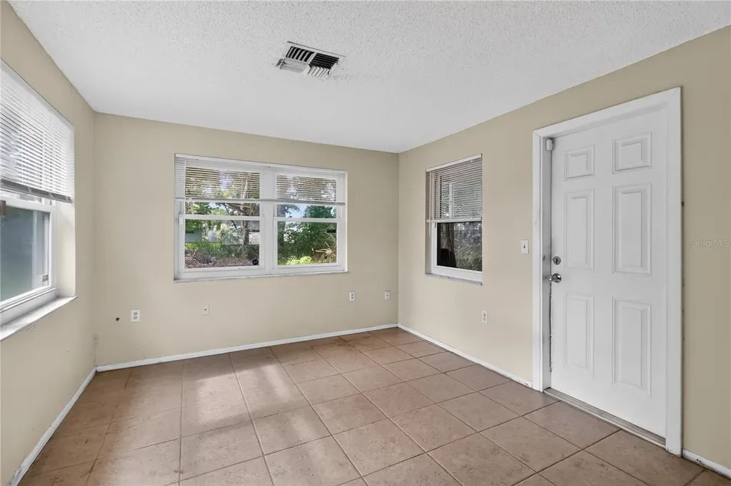 7036 Ashwood Drive Port Richey FL 34668