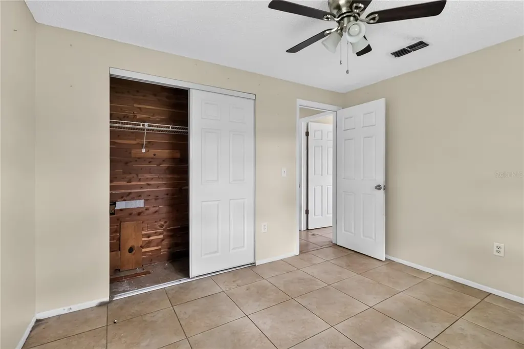 7036 Ashwood Drive Port Richey FL 34668