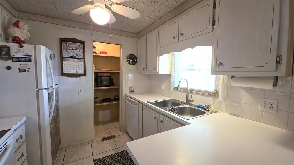 5406 Bali Court Bradenton FL 34207
