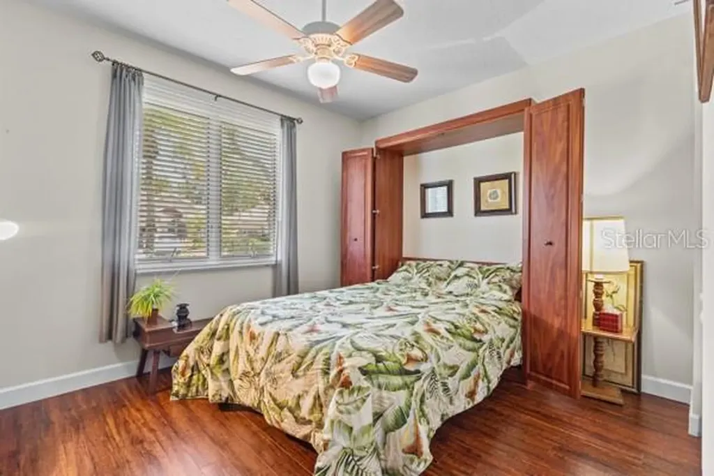 8710 54th Avenue E Bradenton FL 34211