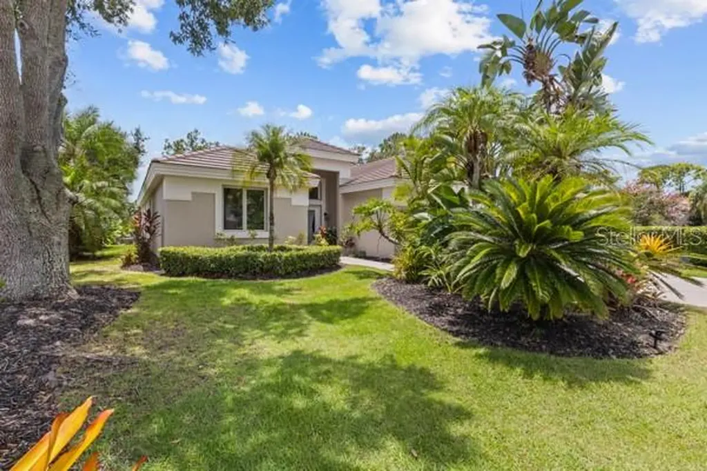 8710 54th Avenue E Bradenton FL 34211