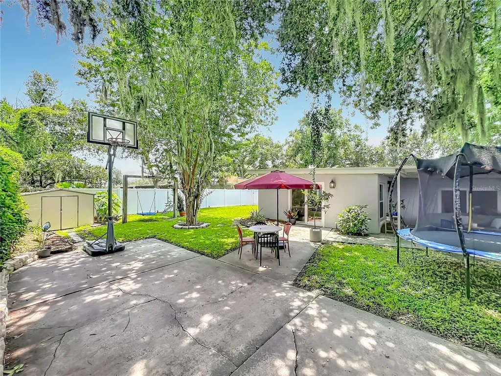 216 Blossom Lane Winter Park FL 32789