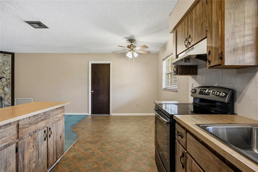 1868 NE 29th Street Ocala FL 34479