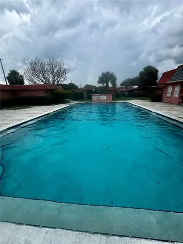 2929 W Oak Ridge Road Orlando FL 32809