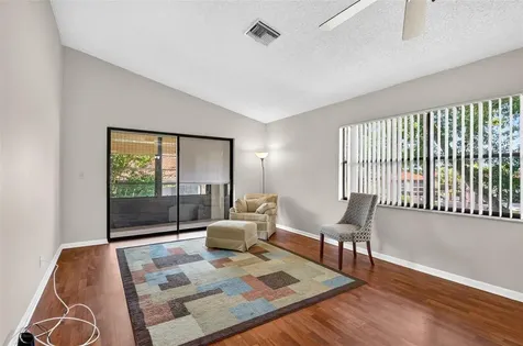 1709 Hammock Pine Boulevard Clearwater FL 33761